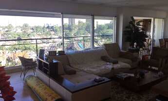 Imagem 2: Apartamento de 185m², 3 dormitórios, 3 suítes, 3 vagas, andar alto