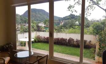 Imagem 4: Oportunidade - Belíssima Casa de 3 quartos com Vaga