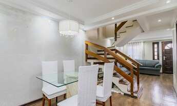 Imagem 2: Sobrado com 3 quartos, 1 suíte e 4 vagas em Capão da Imbuia- Curitiba/PR