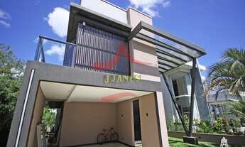 Imagem: VIAMãO - Casa de Condomínio - Condomínio