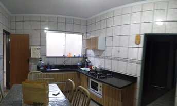 Imagem 6: Casa de 3/4 em Avenida no Bairro Segismundo, próximo a Escola Frei Egídio