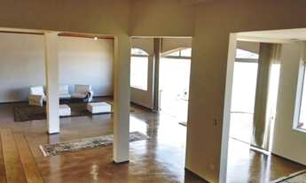 Imagem 6: Casa de condomínio para venda tem 300 metros quadrados com 3 quartos