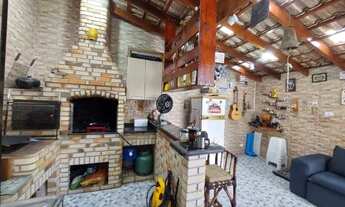 Imagem 4: Casa em Itanhém com Piscina e Energia Solar