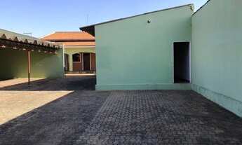 Imagem 4: Casa Residencial com 3 quartos para alugar por R$ 2400.00, 600.00 m2 - VILA ESTEVES - LIME