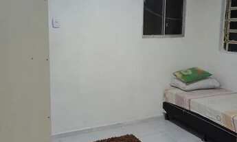 Imagem 3: Casa lugar tranquilo preferência estudante na avenida passa todos os ônibus