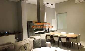 Imagem: Pé-Direito ALTO na Sala - MOBILIADO - Cond