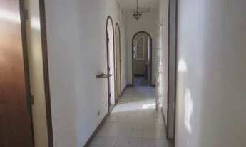 Imagem 2: Casa para venda possui 218 metros quadrados com 4 quartos em Vila Santo Antônio - Guarujá