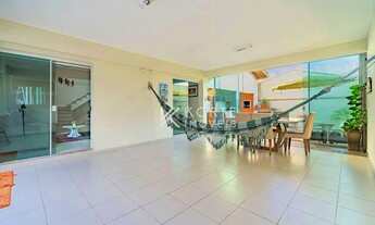 Imagem 2: Sobrado com 3 dormitórios à venda, 155 m² por R$ 1.350.000 - Ariribá - Balneário Camboriú