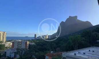 Imagem 3: SÃO CONRADO Casa com 4 dormitórios