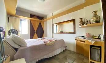 Imagem 3: More com vista p/ mar, quase na avenida em PIEDADE.. Apt 2+1, andar alto, todo reformado e