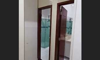 Imagem 4: Alugo casa top com piscina 3/4 semi mobiliada