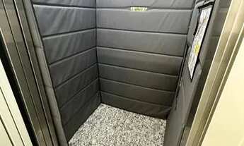 Imagem 2: Apartamento com planejados e meia mobília