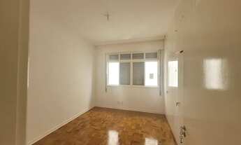 Imagem 5: Apartamento para aluguel e venda possui 233 metros quadrados com 3 quartos