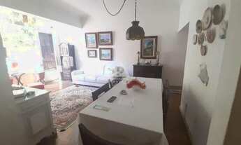 Imagem 3: Amplo apartamento 3 quartos em rua calma nas Laranjeiras