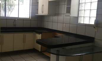 Imagem: Casa - Várzea - 05 Qts/01 Suíte - Terraço