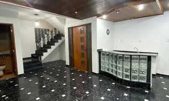 Imagem: Casa com 5 dormitórios para alugar, 360