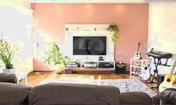 Imagem 7: 04 Dorms, 05 Salas e muita vida neste Apto super bem localizado !