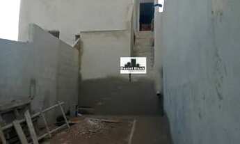 Imagem 2: Casa de 2 quartos localizada no bairro Petrópolis, Santa Luzia