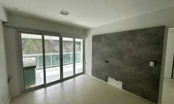 Imagem 4: Costa Espanã -Vendo 1/4 - Ondina- 69 metros- com armários- 1 vaga- Nascente- Oportunidade!