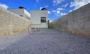 Imagem: )(- Excelente casa nova com 3 quartos em