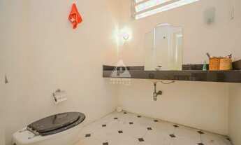 Imagem 5: Casa à Venda em Laranjeiras - 6 Quartos - 9 Banheiros -Piscina-Sauna-Churrasqueira- 582 m2