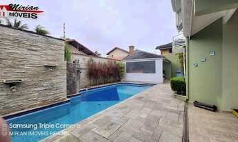 Imagem 2: Sobrado a venda em Peruibe 100 metros da praia com piscina 600m2 de terreno bairro nobre