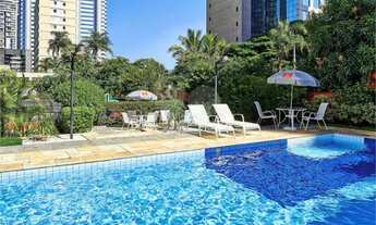 Imagem 3: Apartamento mobiliado com 54m², 2 dormitórios, sacada e 1 vaga próximo à Berrini