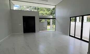 Imagem 4: Casa de condomínio para venda possui 274 metros quadrados com 4 quartos