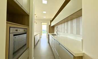 Imagem 7: Sobrado de alto padrão para locação no Tamboré 10 em Santana de Parnaíba - SP