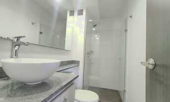 Imagem 7: IS04- lindo apartamento na paralela a venda