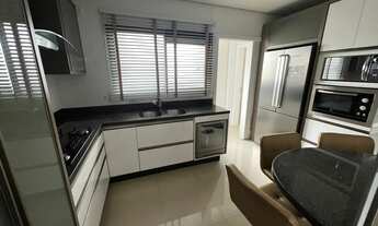 Imagem 6: Apartamento para aluguel e venda com 240 metros quadrados com 4 quartos.