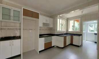 Imagem 5: Casa para Locação em Florianópolis, Cacupé, 4 dormitórios, 1 suíte, 2 banheiros, 2 vagas