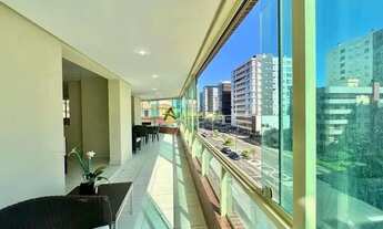 Imagem 6: Sacada de frente com ótima posição solar ( Norte) e vista Mar