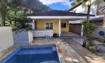 Imagem 3: Ótima casa em condomínio fechado com portão eletrônico em Vargem Grande/RJ!