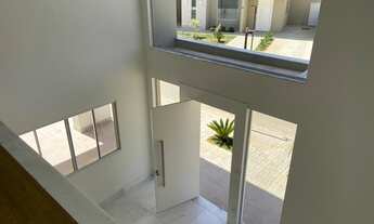 Imagem 2: Casa de condomínio para venda possui 423 metros quadrados com 4 quartos