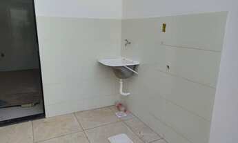 Imagem 4: Ótimsa casas com 2 Quartos e 1 Banheiro à venda no Jardim Holanda, com 54m² por R$210.000