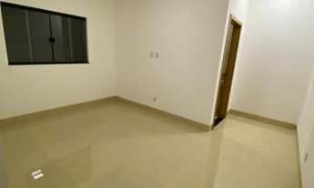 Imagem 7: Casa para venda com 180 metros quadrados com 3 quartos em Residencial Center Ville - Goiân