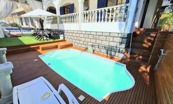 Imagem: Casa à venda com 4 quartos no bairro Itaguaçu