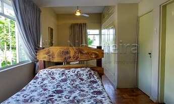 Imagem 7: Casa duplex com excelente localização no bairro dos Aflitos e possui 331,66m² de área cons