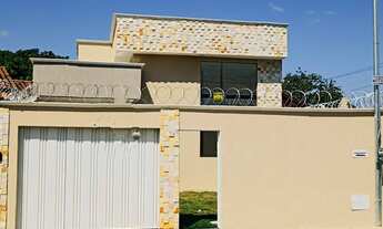 Imagem 2: Casa com 03 quartos (1 suíte), garagem coberta; Localizada no Vila Maria