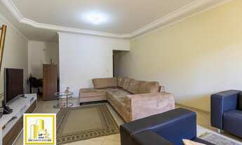 Imagem 4: Sobrado 3 Dormitórios + Suíte + Incrível Varanda & Imenso Quintal c/ Churrasqueira + 4