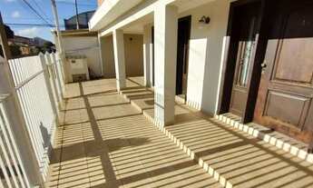 Imagem 2: Casa com 4 quartos, 214 m² - venda por R$ 950.000 ou aluguel por R$ 5.255/mês - Vila Vitór