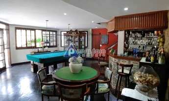 Imagem: Casa à venda, 5 quartos, 3 suítes, 3 vagas