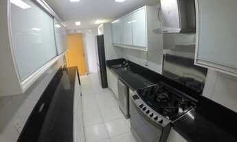 Imagem 3: Vieiralves - 2 Suítes, Master com Closet - Mobiliado