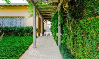 Imagem 4: Casa de 260m², com 4 dormitórios (sendo 2 suítes)