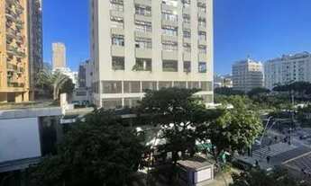 Imagem 2: Oportunidade no Leblon!Venda apartamento 2 quartos,vista livre,área de serviço e dep empre