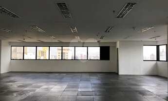 Imagem 5: Conjuntos comerciais na Av. Jabaquara