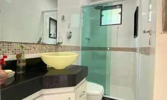 Imagem 7: Casa de condomínio para venda possui 224 metros quadrados com 5 quartos