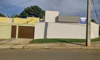 Imagem 3: Casa para venda possui 110 m² com 3 quartos 1 suite em Morada dos Pássaros - Ap. de Goiâni
