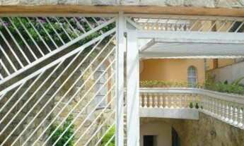 Imagem 3: Sobrado no Carrão com 300 m², 4 dormitórios, sendo 1 suíte, 5 vagas!